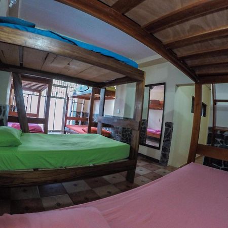 Hostel De Haan Jacó Extérieur photo